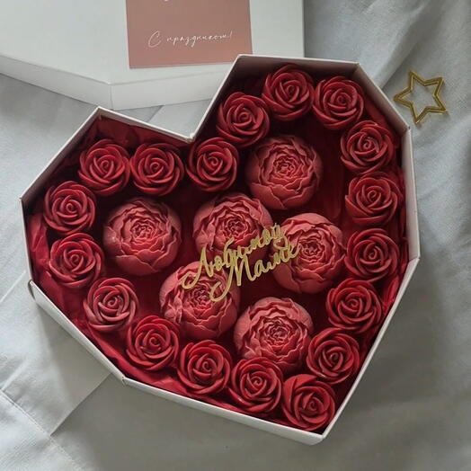 Шоколадные цветы маме 8 марта