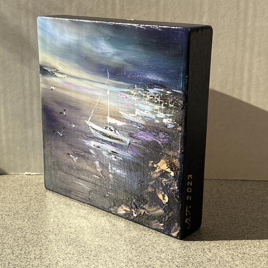 Фиолет ночи — мини картина маслом с морским пейзажем и лодками