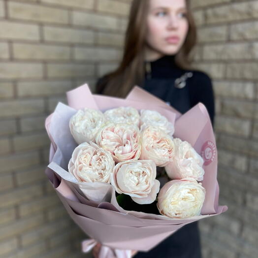 Розы пионовидные