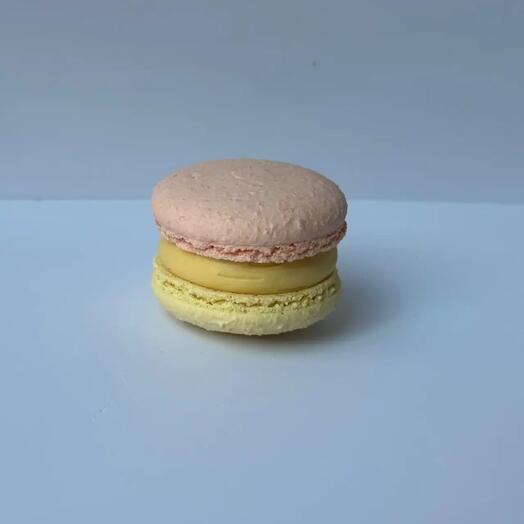 Macaron Манго-маракуйя