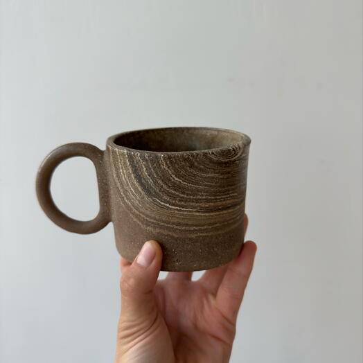 Кружка из мраморной глины