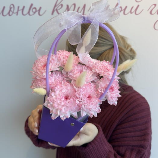 Комплимент сумочка "Для настроения"/куст хризантема/лагурус/Цветы Уфа/Цветы в Уфе/Доставка цветов Уфа