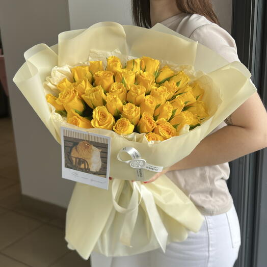 35 сочных роз