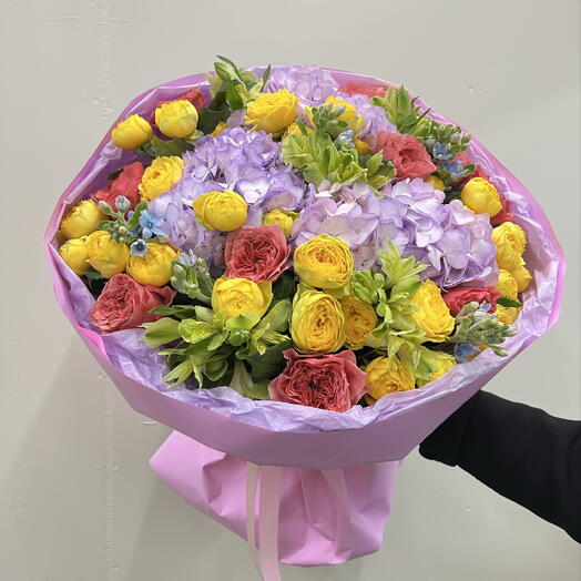 Дофаминовый букет  с гортензиями 🌸