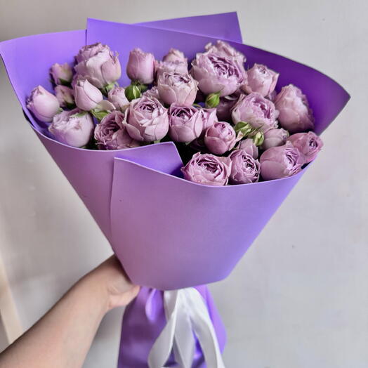 9 пионовидных кустовых роз 💜