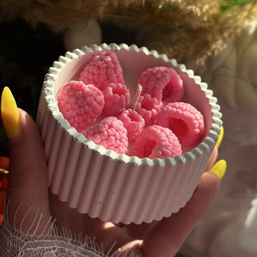 Ароматическая свеча малина
