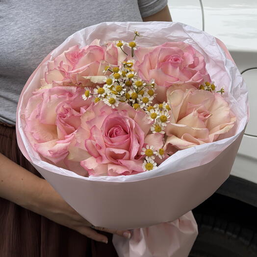Хит 🌸 Букет из французских роз и ромашек