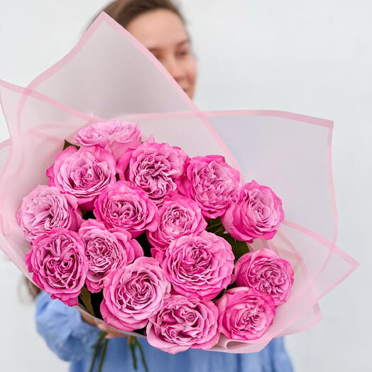 Большой букет из пионовидных роз💜