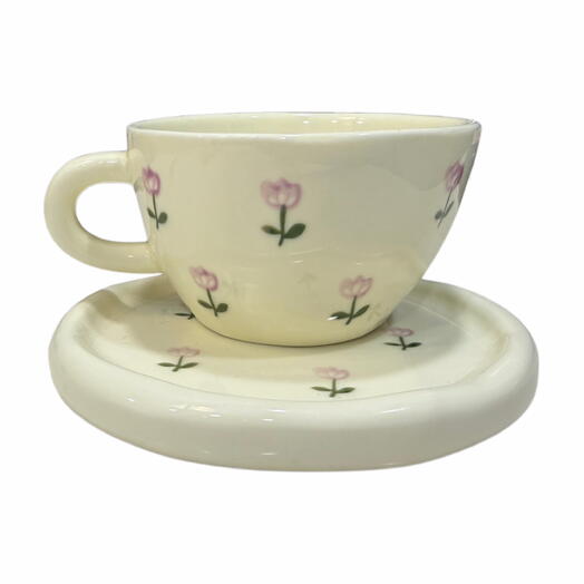 Чайная пара дизайнерский набор с фиолетовыми тюльпанами 7см. Tea cup and saucer set with purple tulips present 7cm