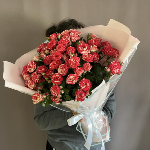 Букет из кустовых роз🌹