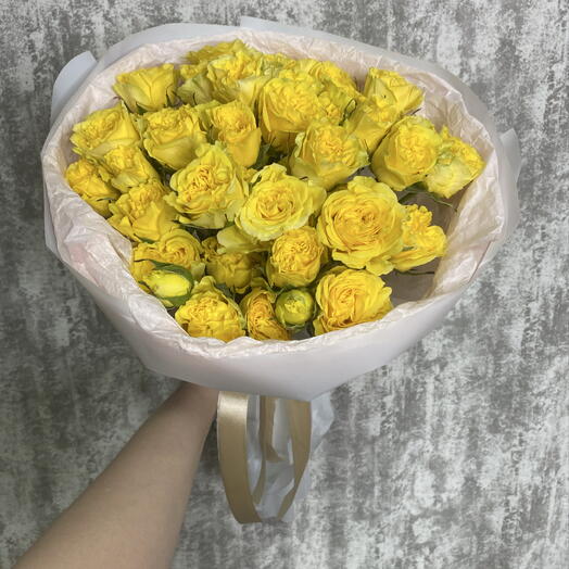 Букет из 9 кустовых роз