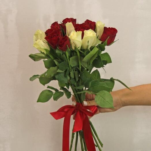 15 red and white Kenyan roses