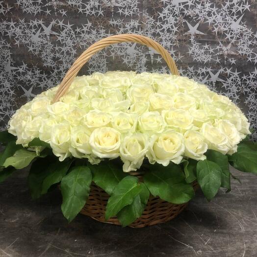 Basket 101 white rose