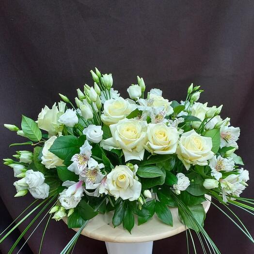 Basket with flowers
