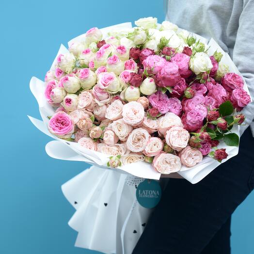 Королевский букет из пионовидных роз