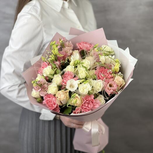 Букет с розами Мондевиль