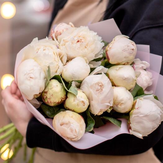 Flores peonías blancas, fragantes Ramos vivos. 21 piezas Orden ramo con entrega. "Mamoka" Coge el ramo