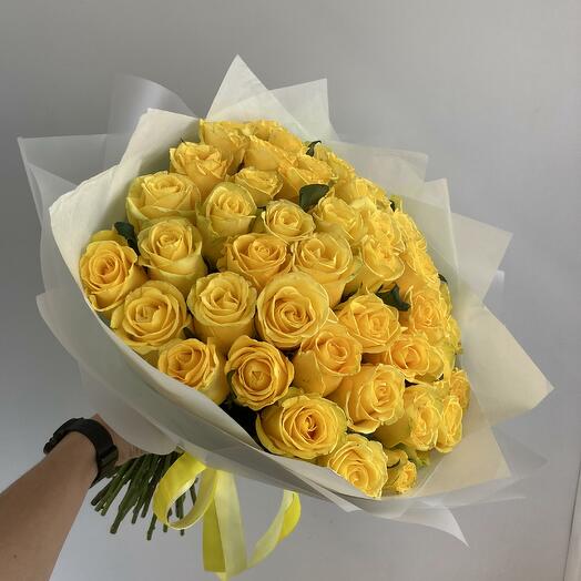 Букет из жёлтых роз