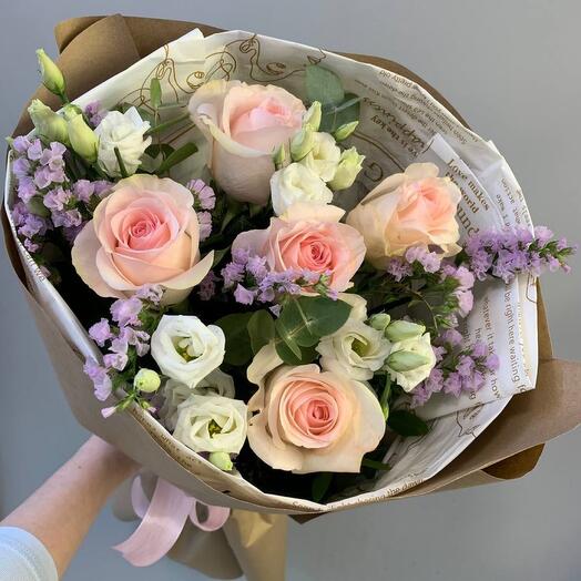 Roses with eustoma