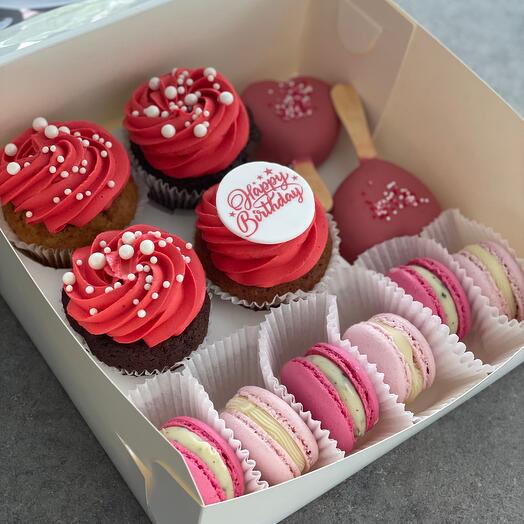 Set de postres "Feliz cumpleaños con amor"