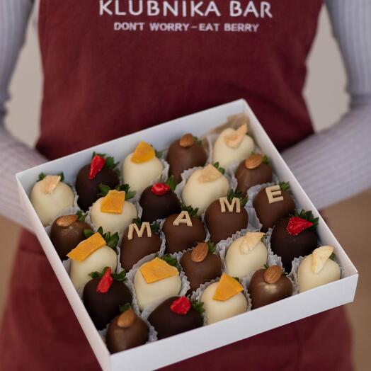 Клубника в шоколаде PREMIUM Любимой маме 25 ягод