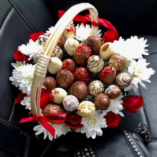 Корзина с цветами