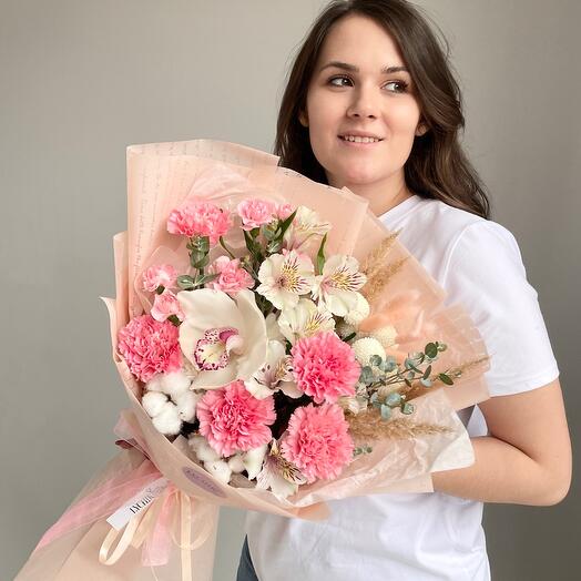 Букет с Орхидеей