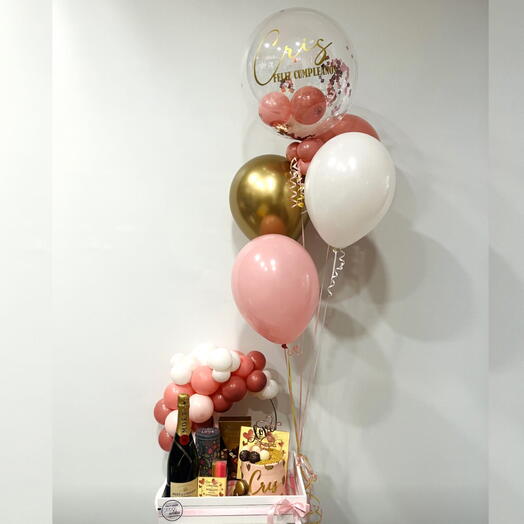 Tarta globos y champagne