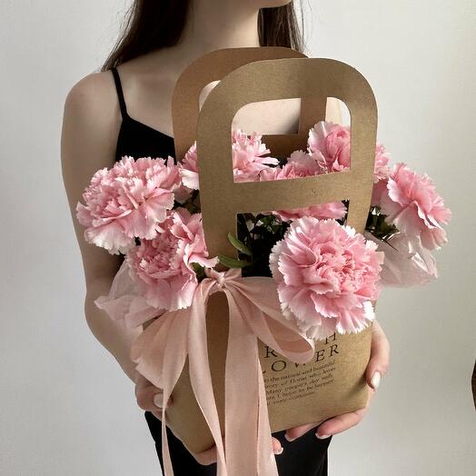 Сумка Fresh Flowers с зефирными диантусами