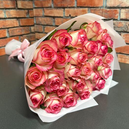 Розовые розы 25шт