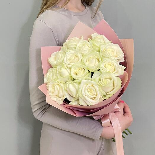 Ramo de rosas blancas