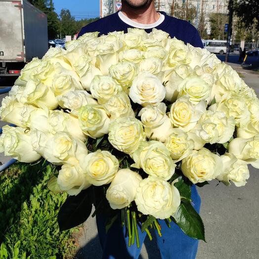 101 Белая Роза Эквадор 60 см