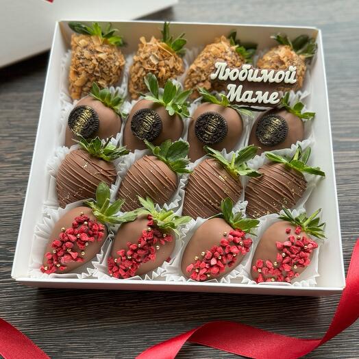Fresa en chocolate querida mamá. Regalo para mamá