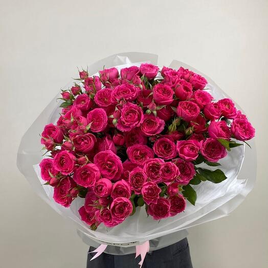 Букет из малиновых роз
