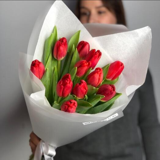 Букет из  красных тюльпанов️