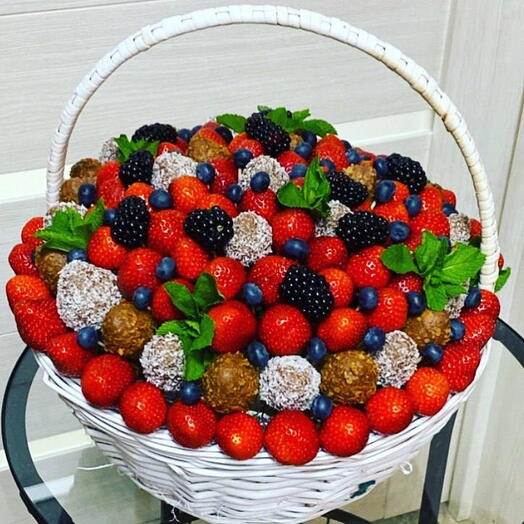 The Chic Basket