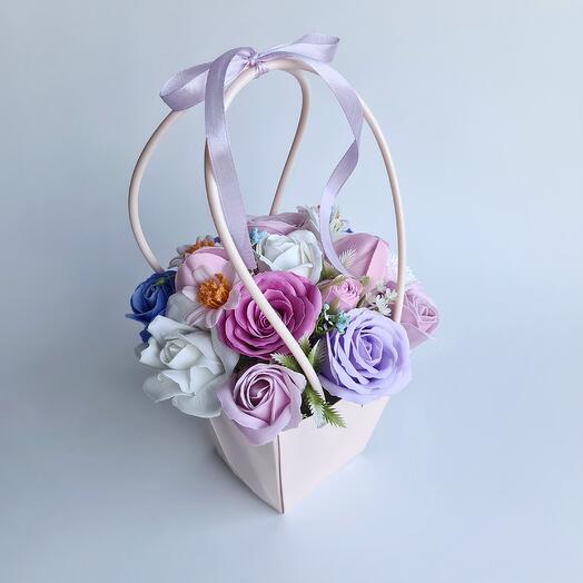 Букет в корзиночке из мыльных цветов 🌷