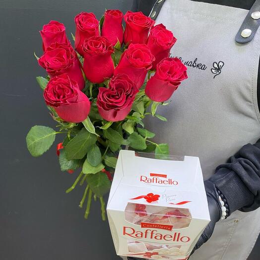 11 Roses and Raffaello