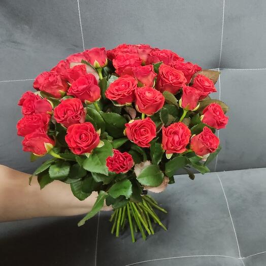 Букет из 25 ажурных роз Эльторро