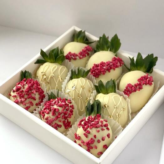 Набор клубники в шоколаде «gold»