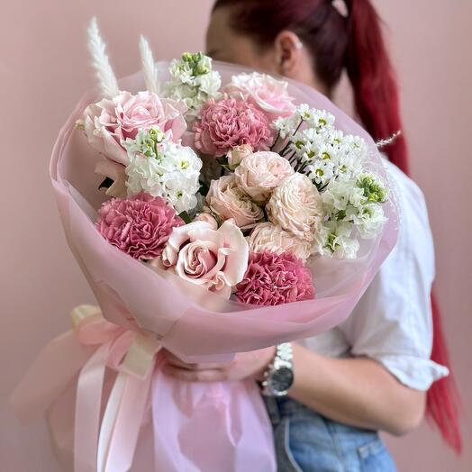 Розовый фламинго