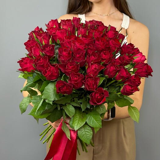 Букет роз Мадам Рэд 40 см (51 шт )
