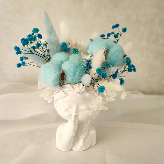 Композиция из сухоцветов "Небесные грёзы "