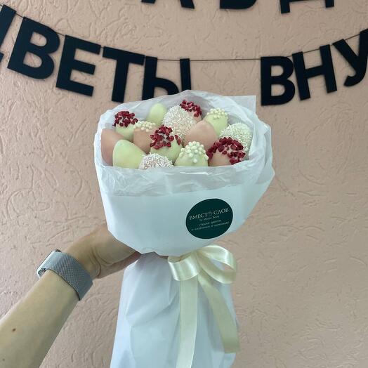 Букет из клубники в шоколаде «нежность»