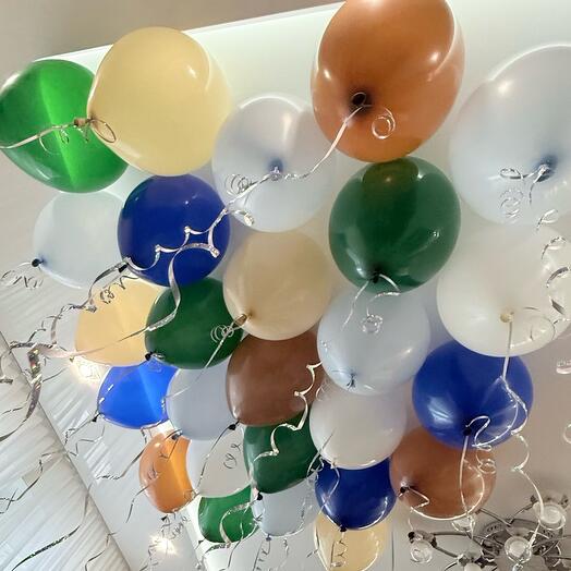 25 шаров в потолок  по цветам