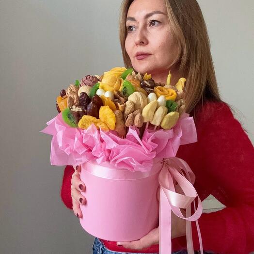 Ореховый букет «Феерия» L на День рождения маме, бабушке, жене