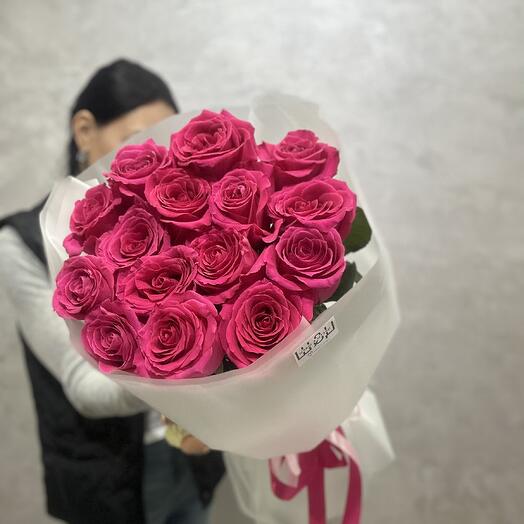 Букет ароматных, длинных роз💗