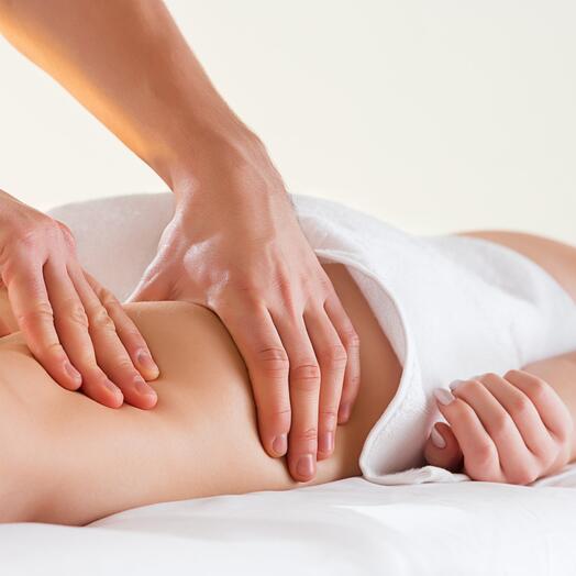 Антицеллюлитный массаж тела (для девушек)