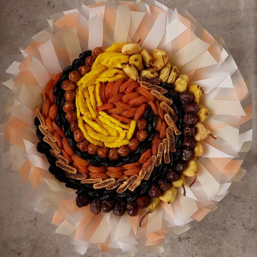 Букет из сухофруктов "Калейдоскоп витаминов"