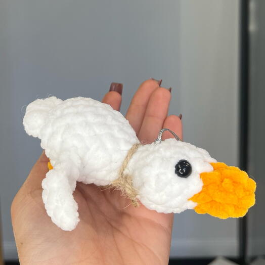 Летящий гусь